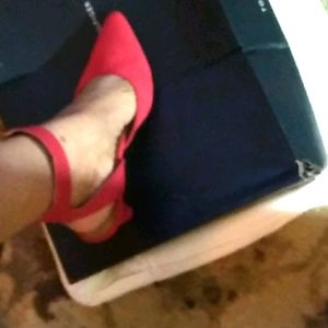 Strappy casual/dress shoes